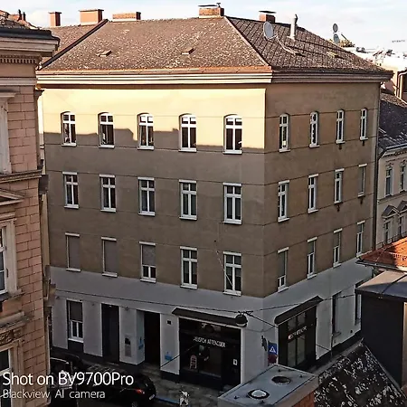 Appartement Industrial Am Neuen Dom